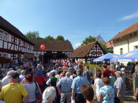 Folklore im Museumsdorf