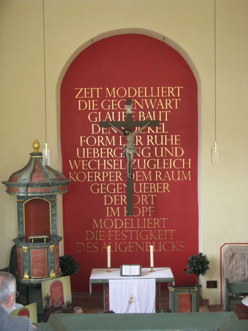 Tann - Das Wortwerk-Kunstwerk von Franz Erhard Walther in der Niklaskirche